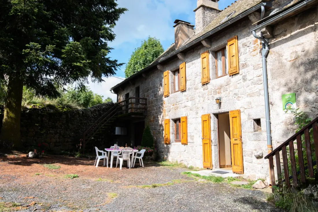 Gîte de France Gîte aux combettes 4/6 Personen 1 Ohr