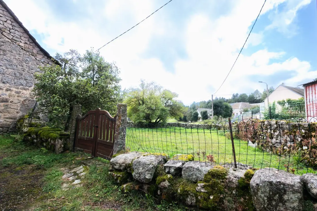 Gîte de France Gîte aux combettes 4/6 Personen 1 Ohr