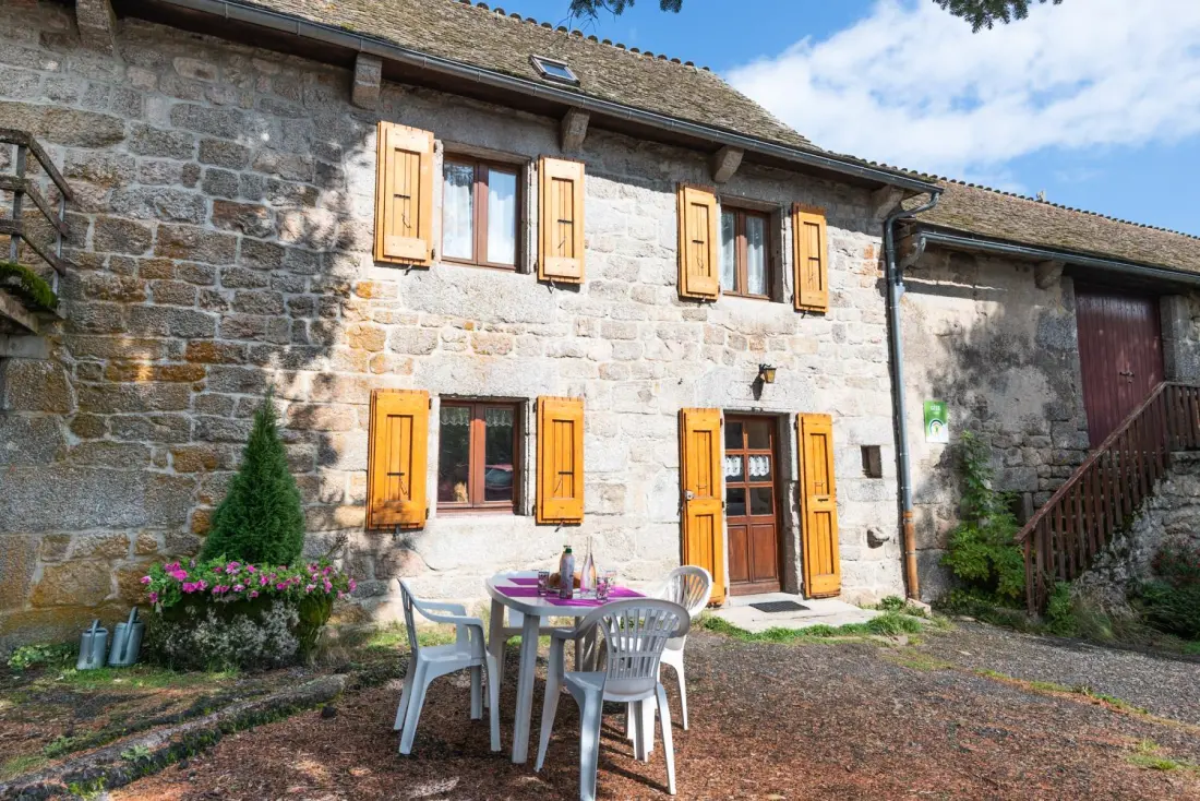 Gîte de France Gîte aux combettes 4/6 Personen 1 Ohr
