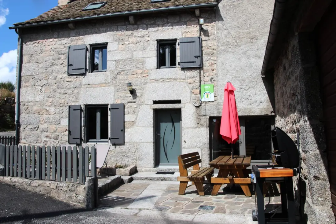 Gîte de France Das Haus von Castanet zwischen aubrac und Rand 3 Ohren