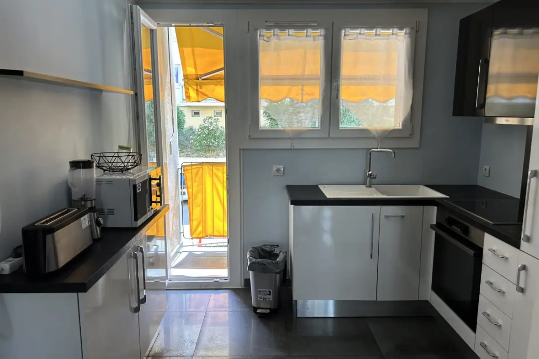 Appartement Lumineux Avec Balcon Et Parking