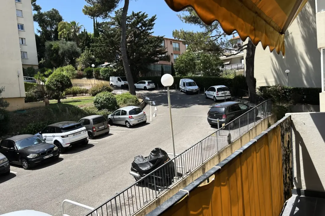 Appartement Lumineux Avec Balcon Et Parking