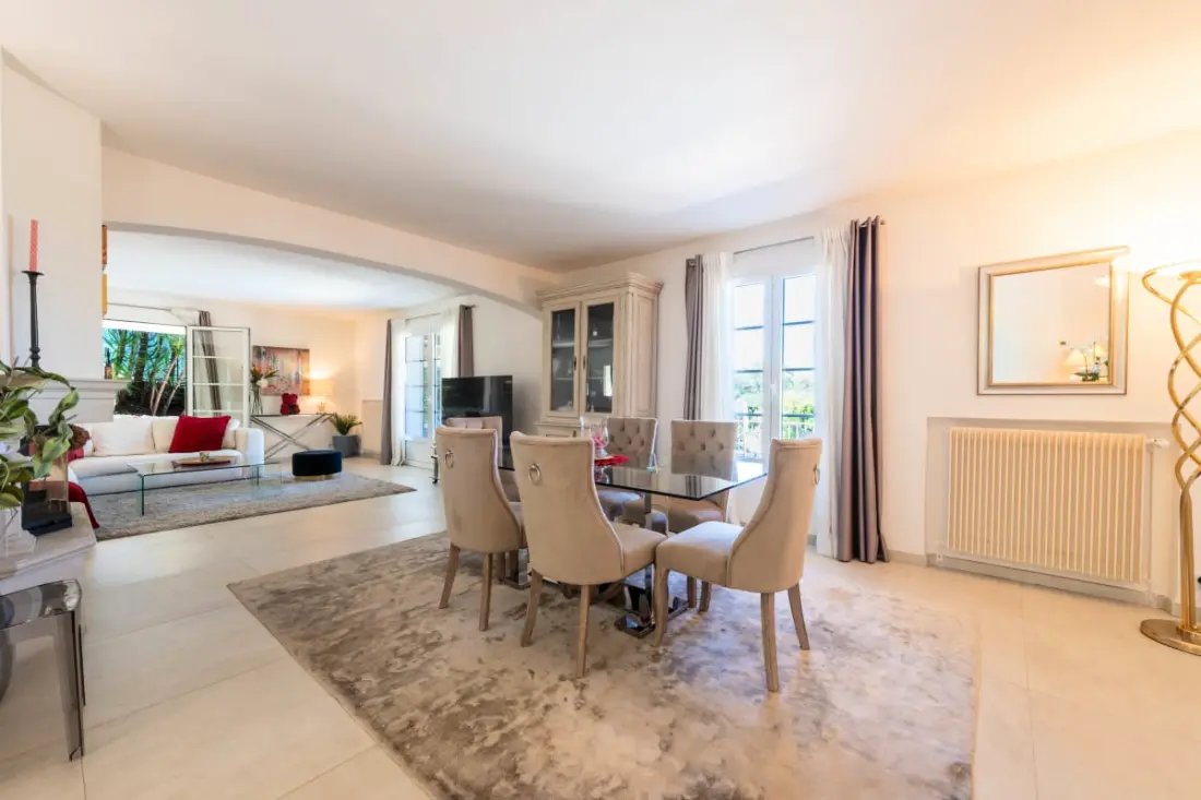 Residence Villa 210m2 úszómedencével - Mougins