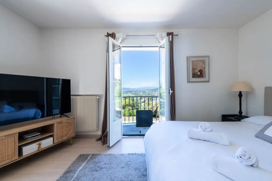 Residence Villa 210m2 úszómedencével - Mougins