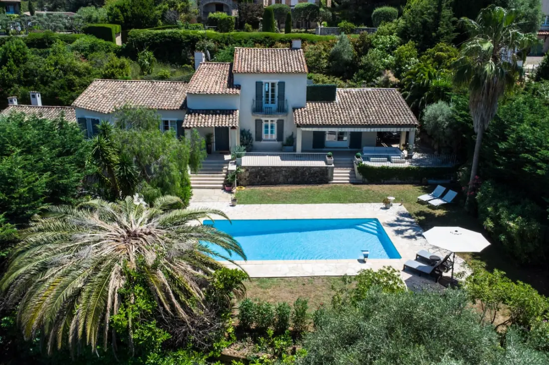 Residence Villa 210m2 úszómedencével - Mougins