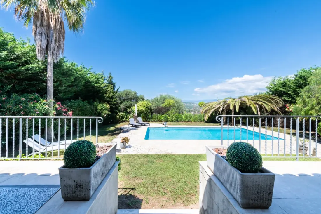 Residence Villa 210m2 úszómedencével - Mougins