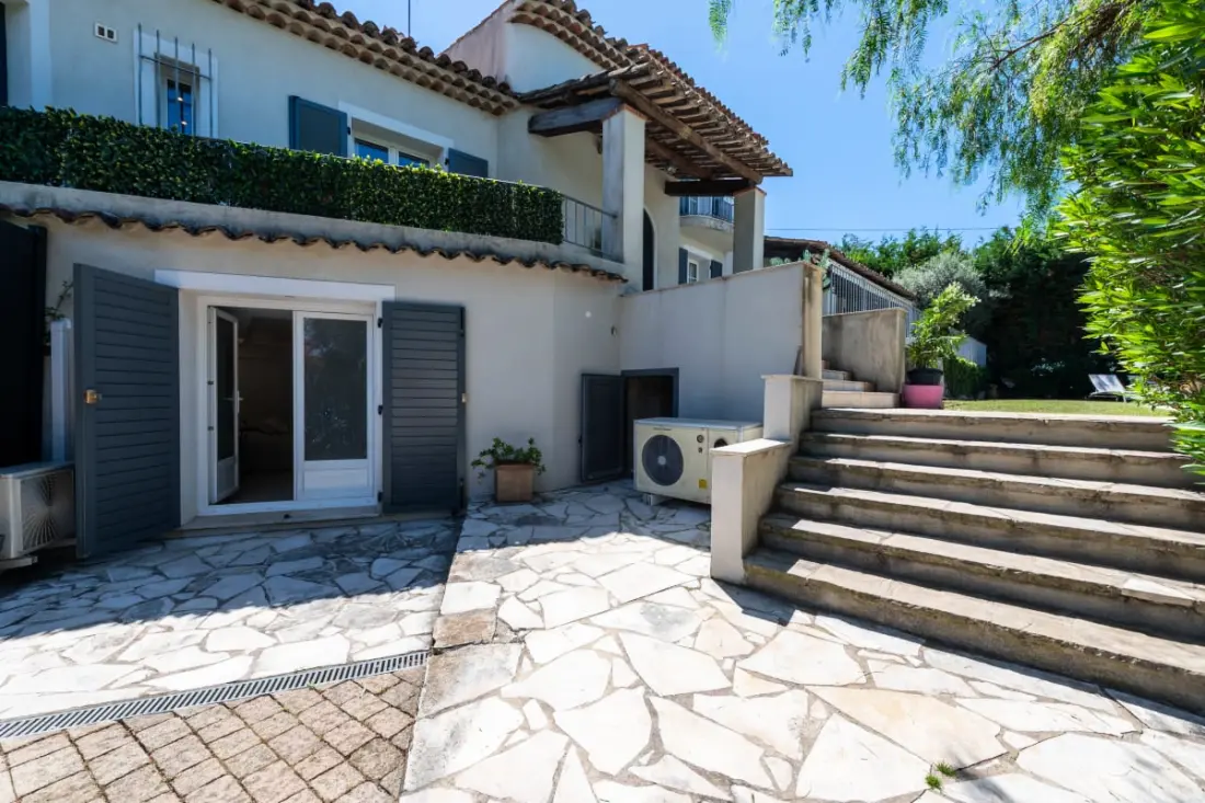 Residence Villa 210m2 úszómedencével - Mougins