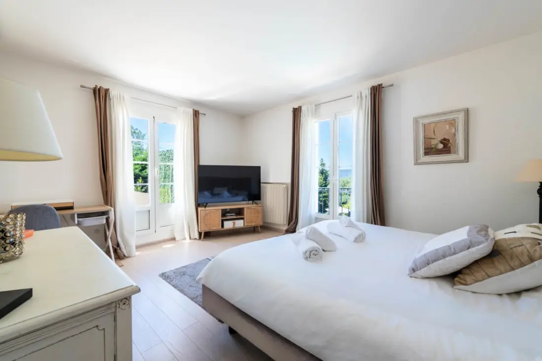 Residence Villa 210m2 úszómedencével - Mougins