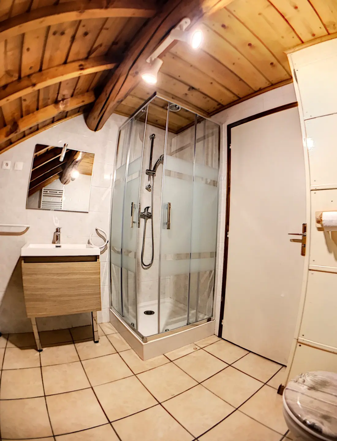Chalet Genepy
