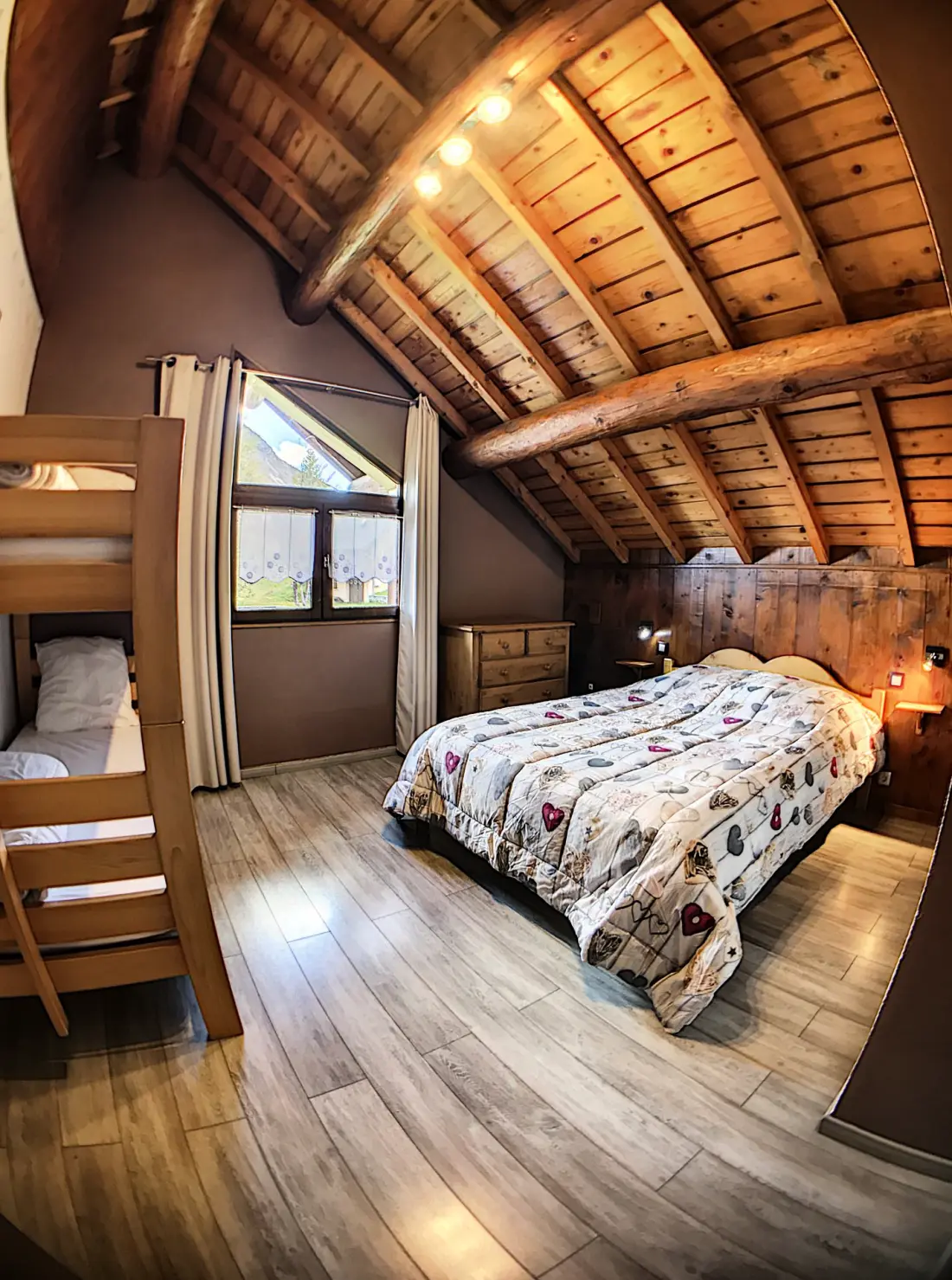 Chalet Genepy