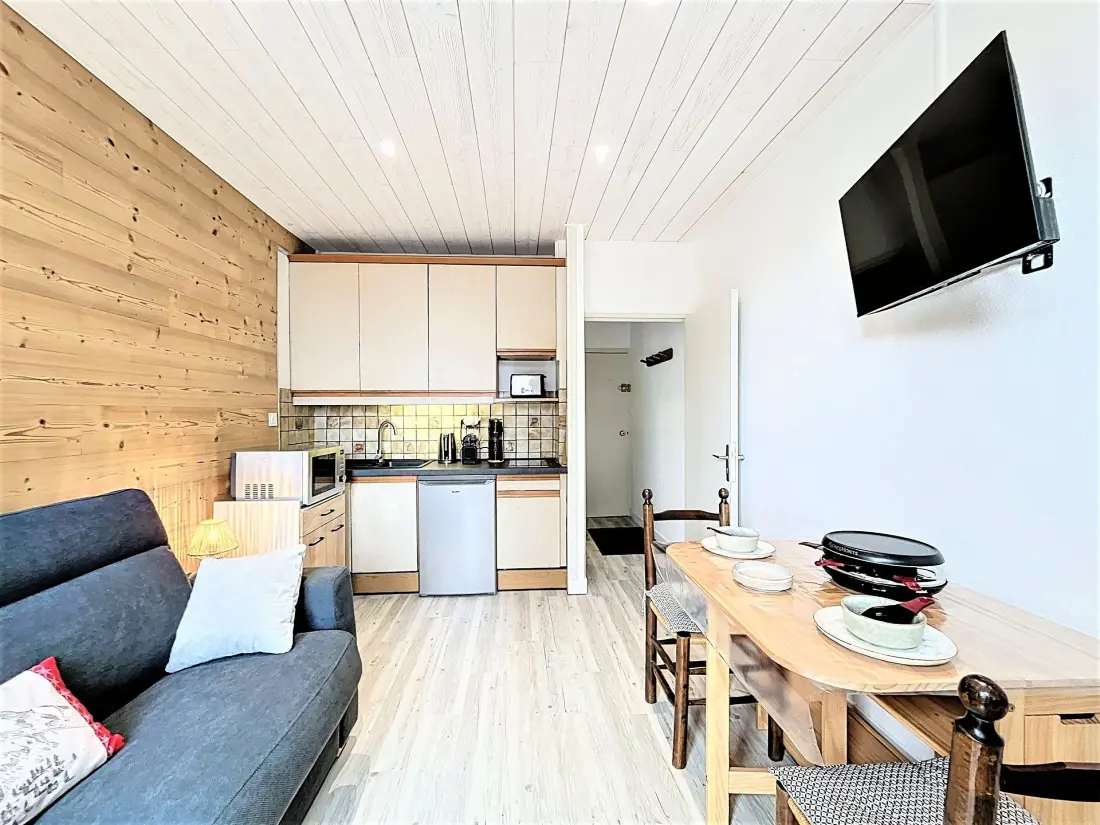 Altair Residence