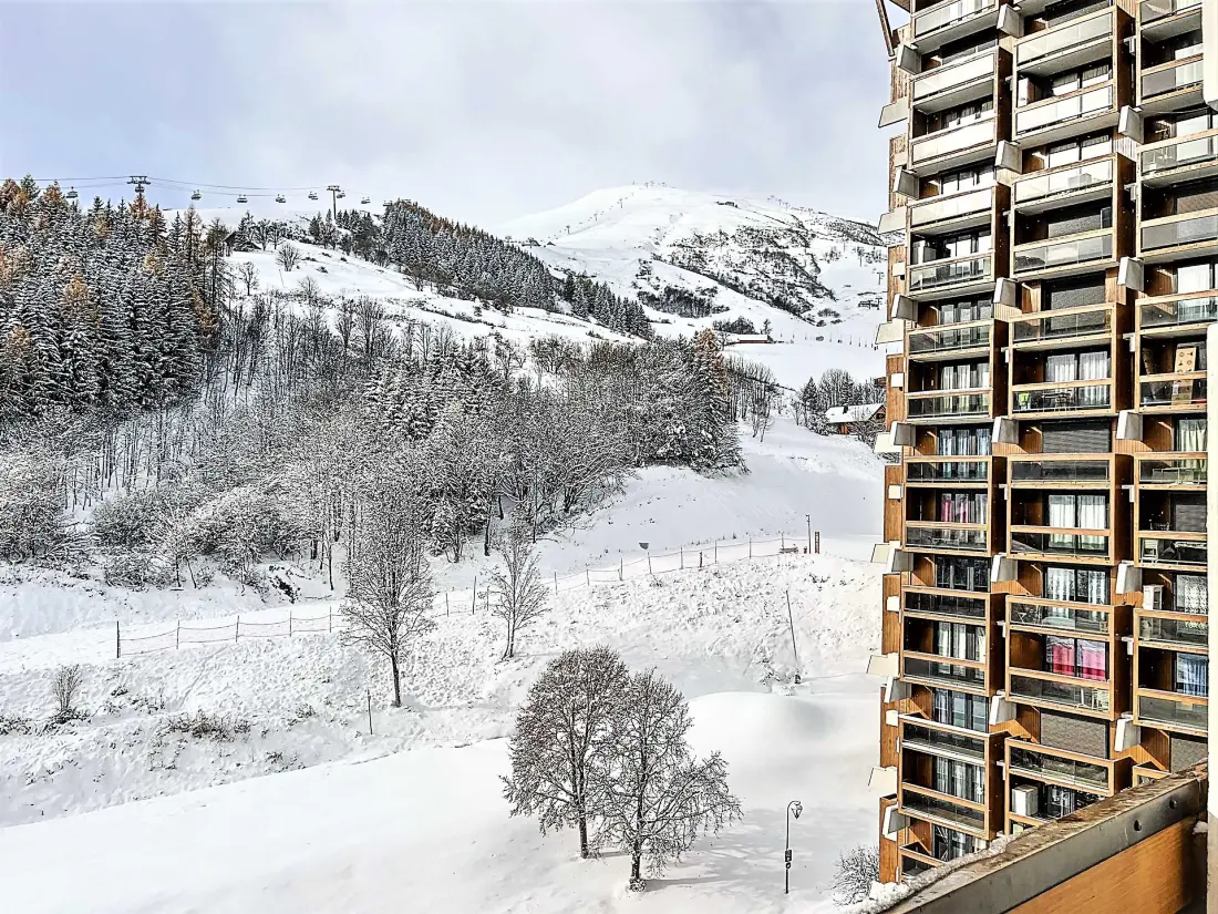Vanguard Residence