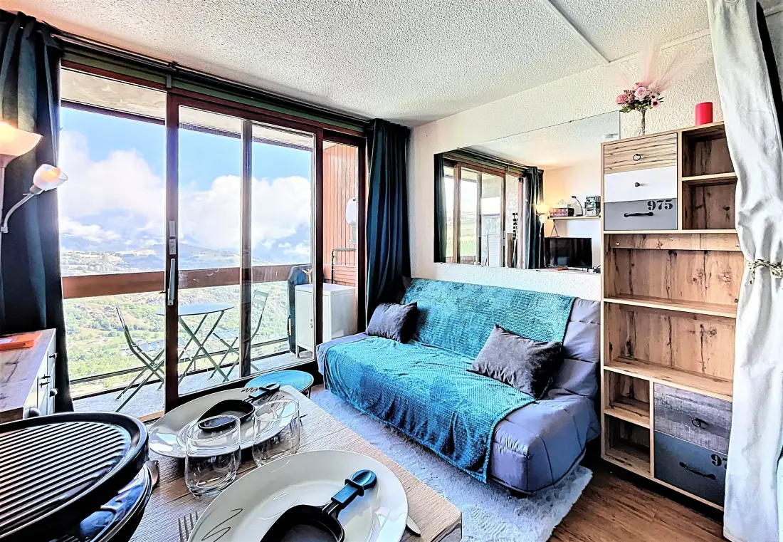 Vanguard Residence