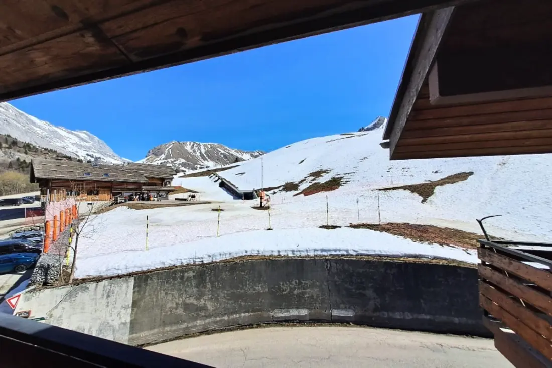 Skis Aux Pieds - View Mountain & Comfort 6 Per
