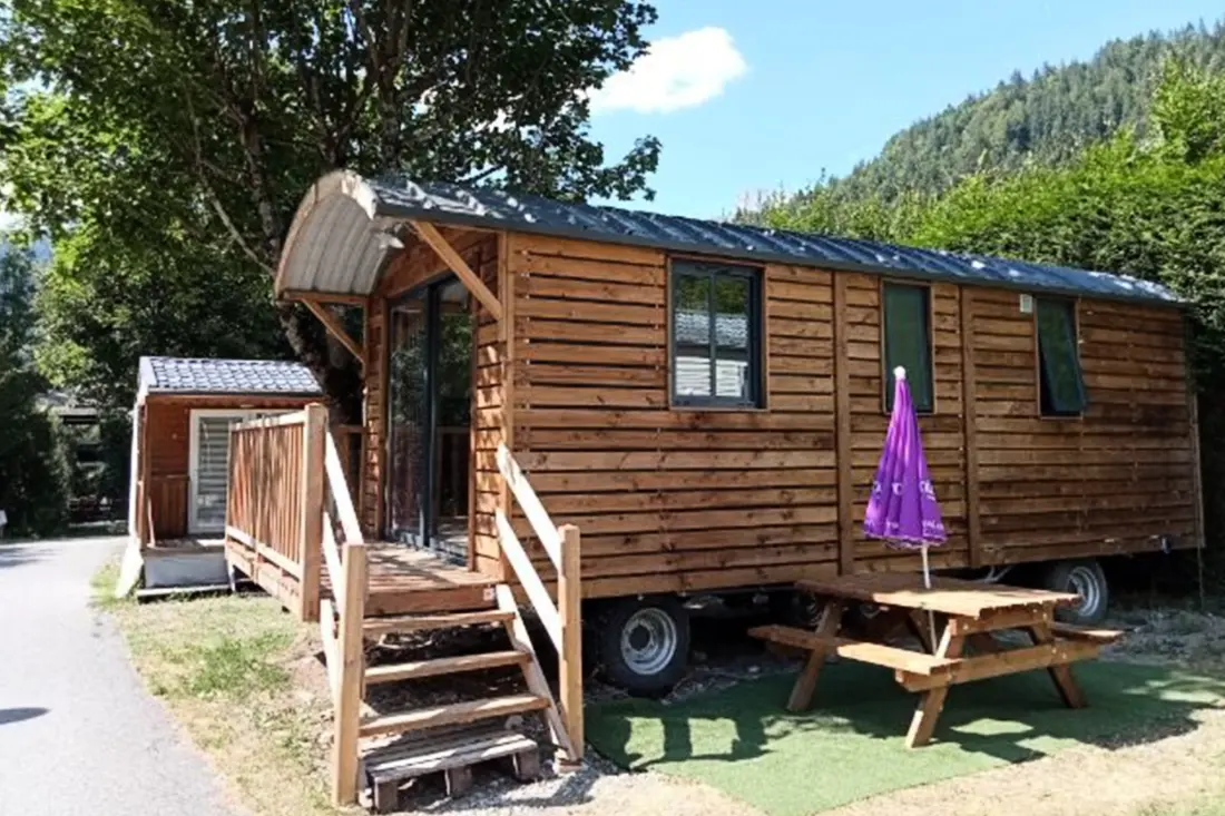 Camping Le Clos du Pin 2 Sterne★★