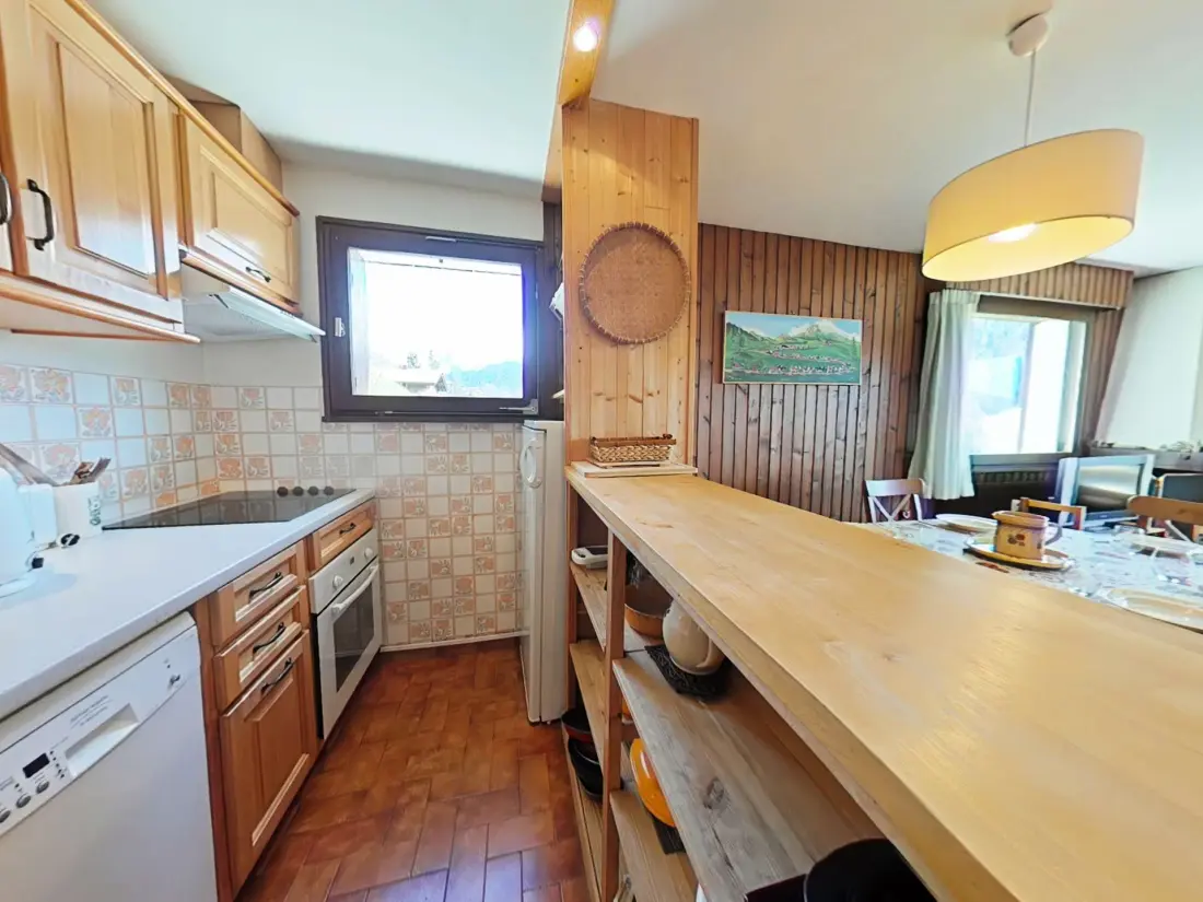 Caribou Residence