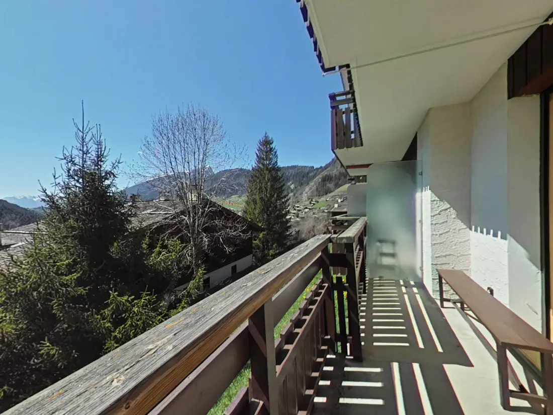 Caribou Residence
