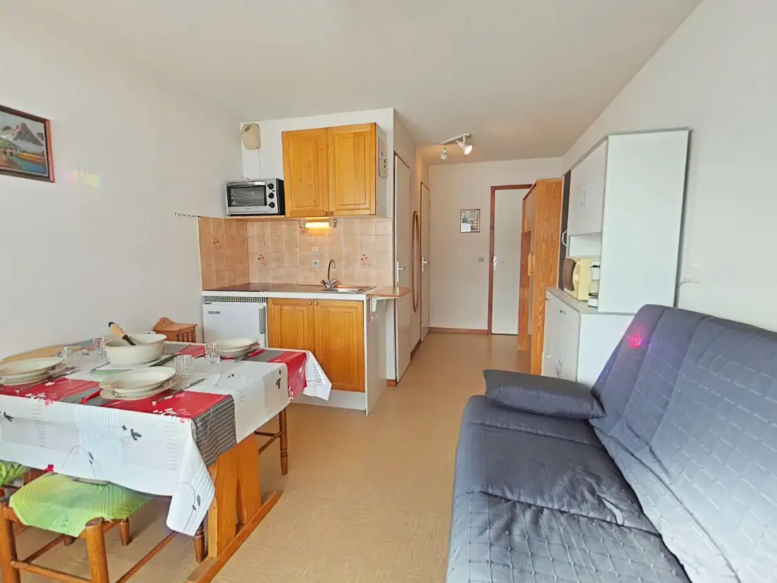 Cascades Residence