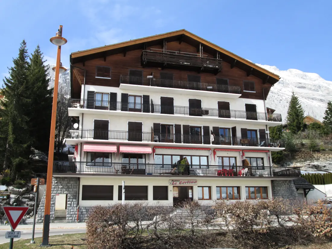 Residence Cortina N°2 (De Martine Furnished)