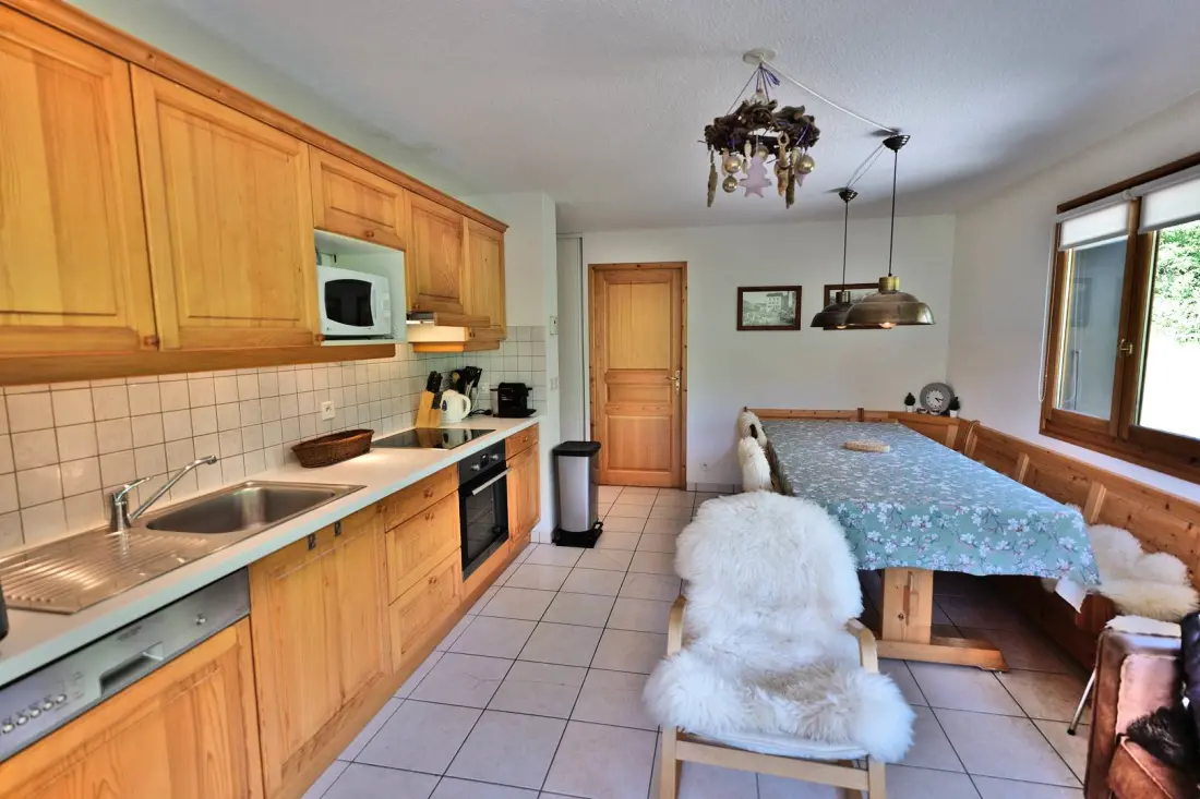 Emerald Residence