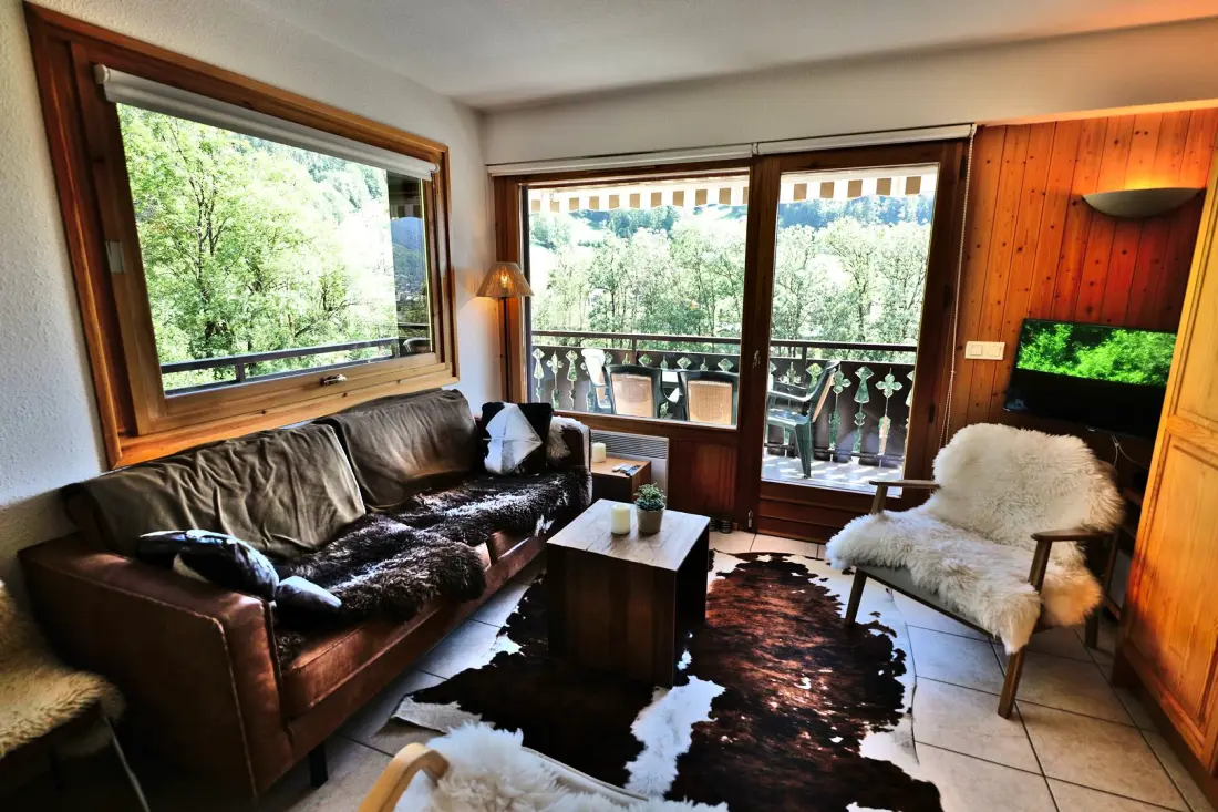 Emerald Residence