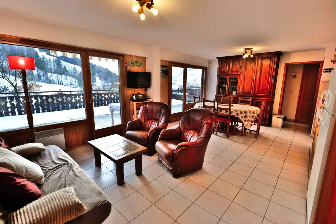 Emerald Residence