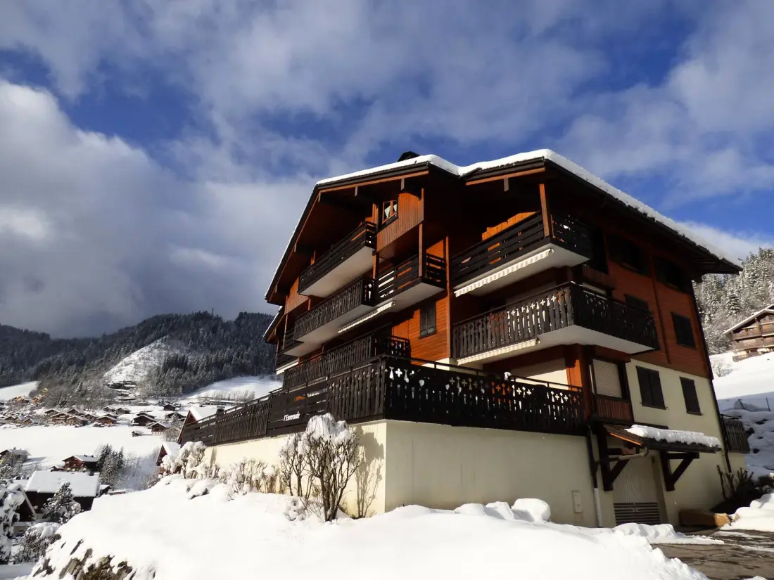 Emerald Residence