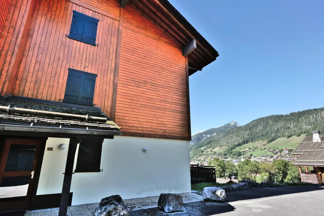 Emerald Residence