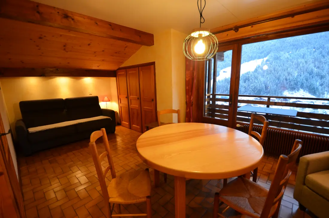 Eperviere Residence No. 8