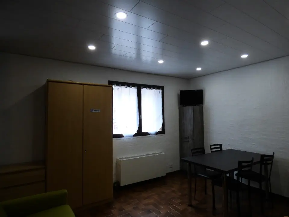 Jalouvre Residence