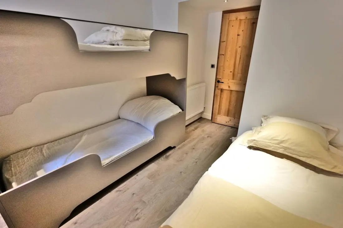 Le Paret Residence