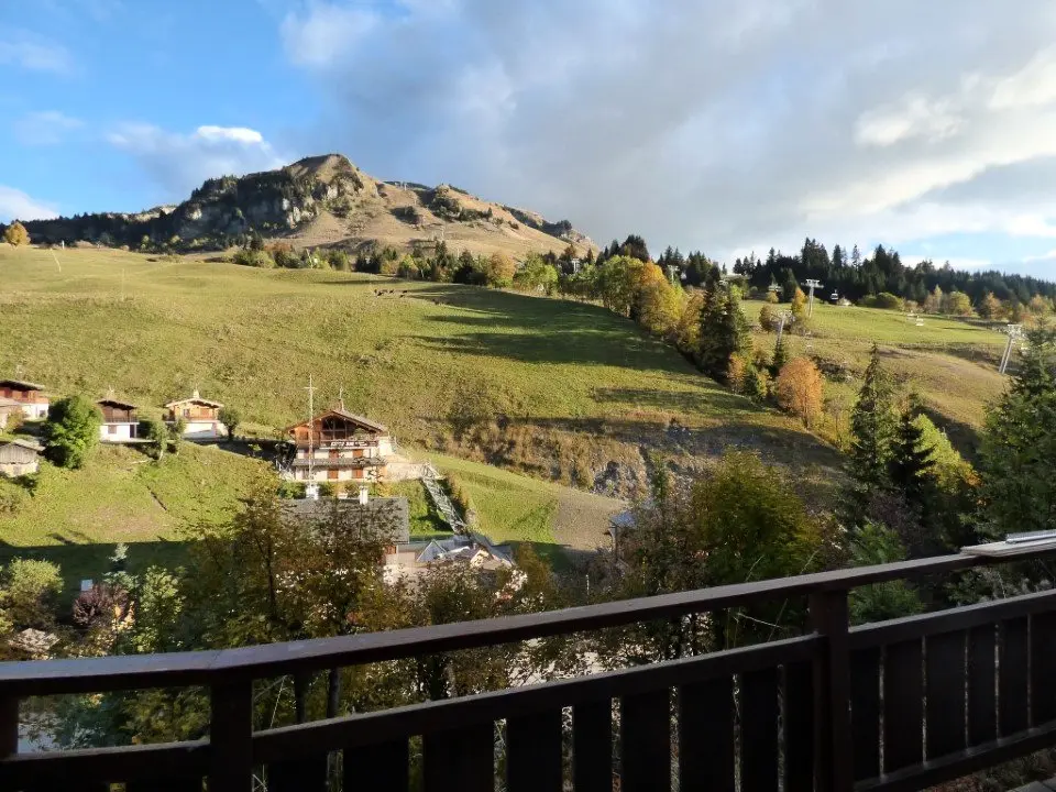 Le Paret Residence