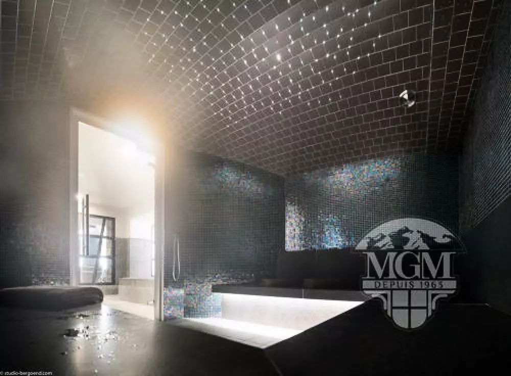 MGM Hotels & Residences - Residence Le Roc des Tours 4 Stars★★★★