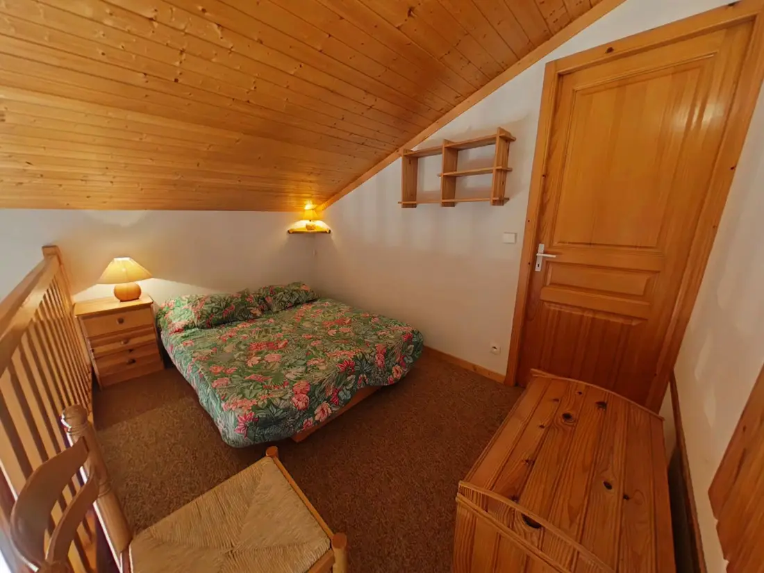 Lakóhely Loges B