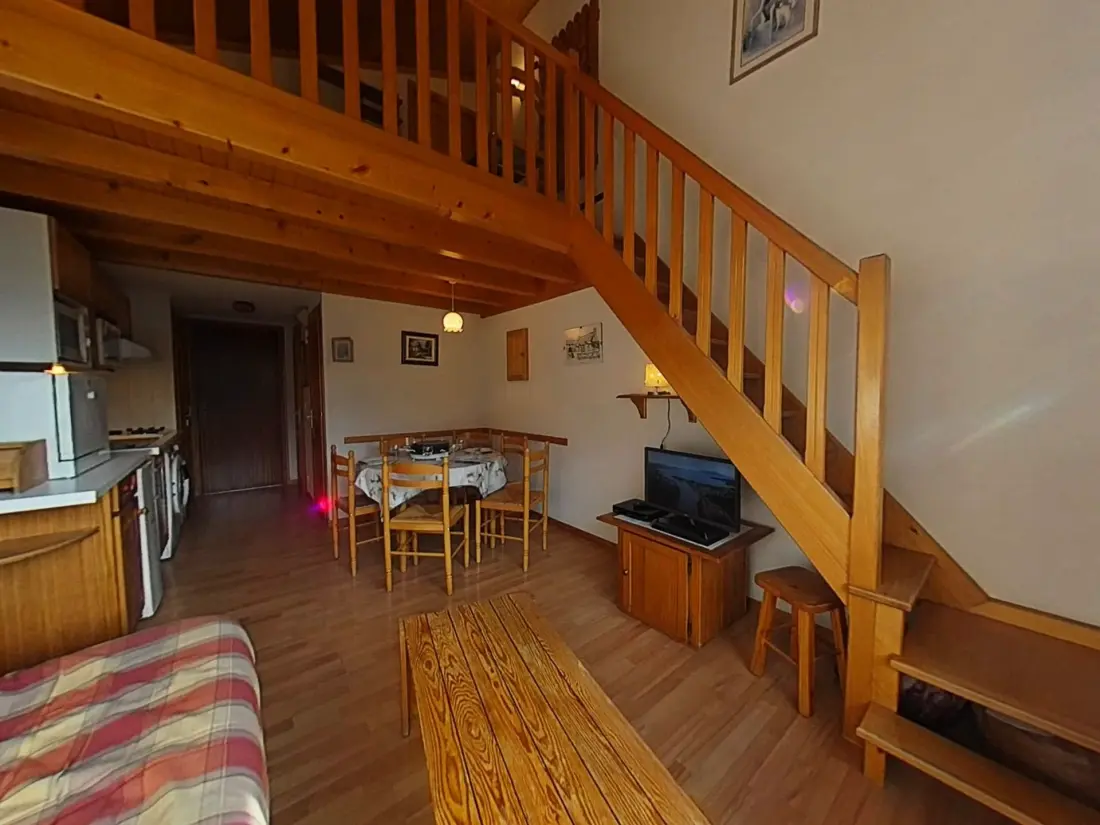 Lakóhely Loges B