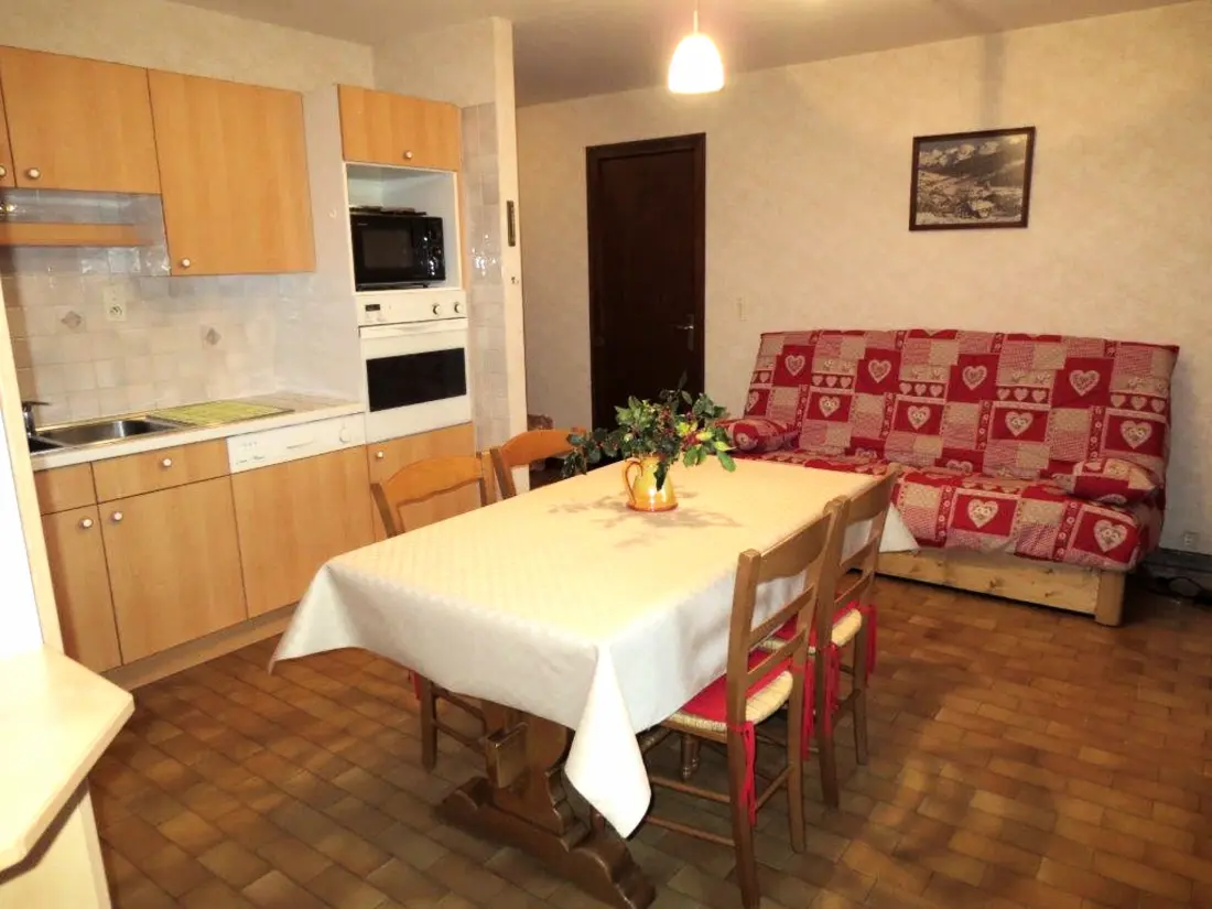 Makalu Residence