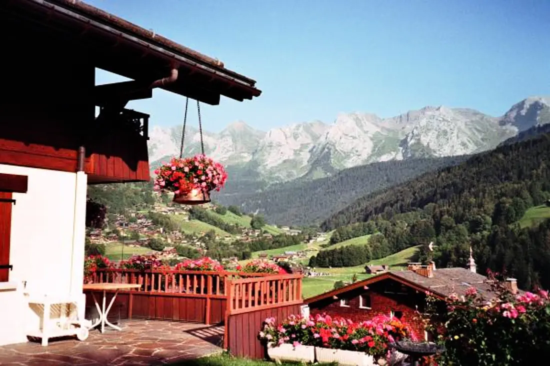 Makalu Residence