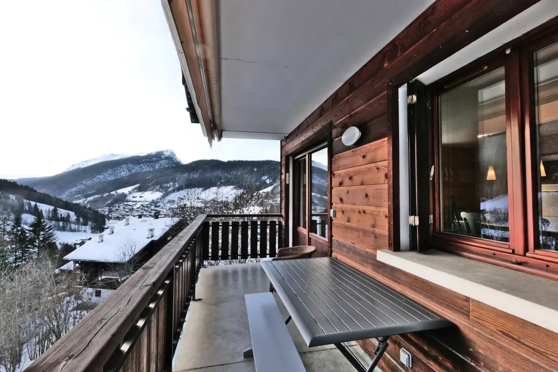 Perce Snow Residence