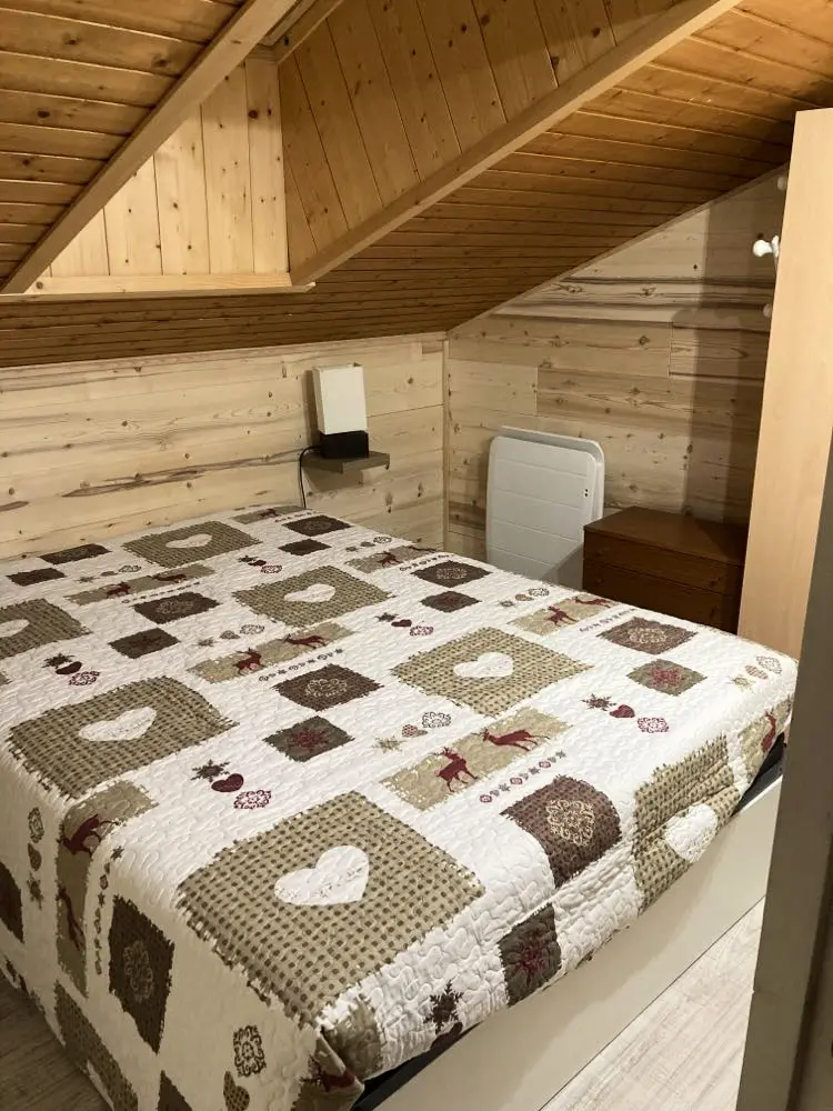 Residence Red Track B