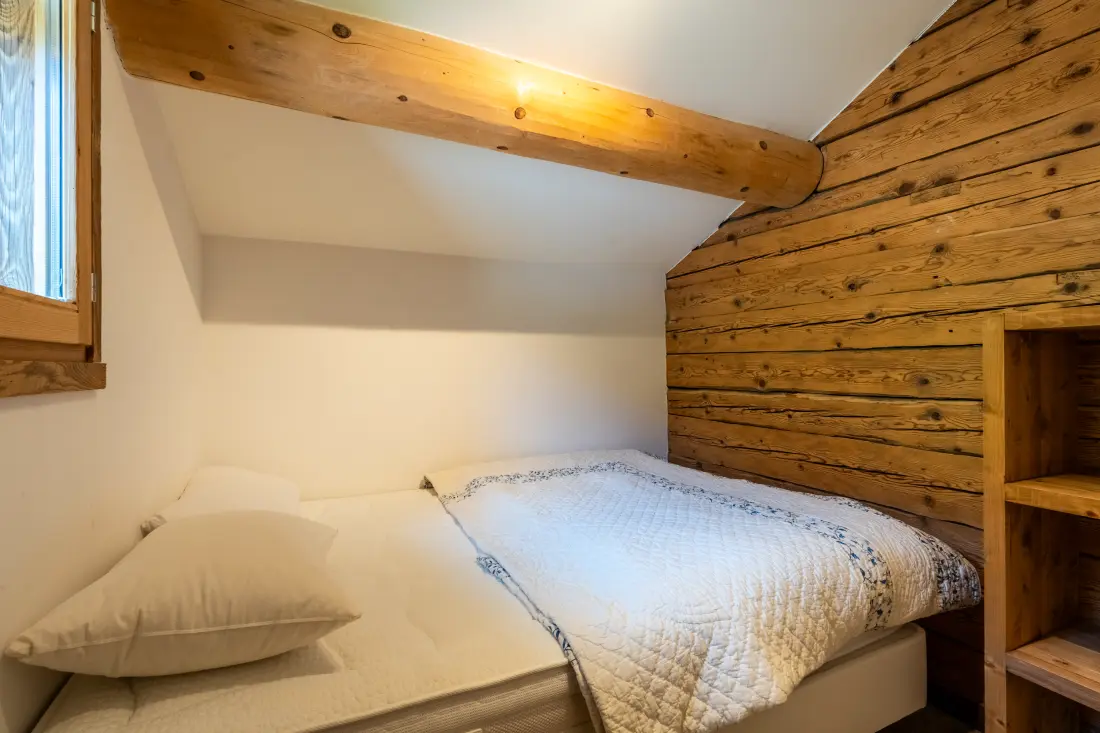 Quartz Residence #3