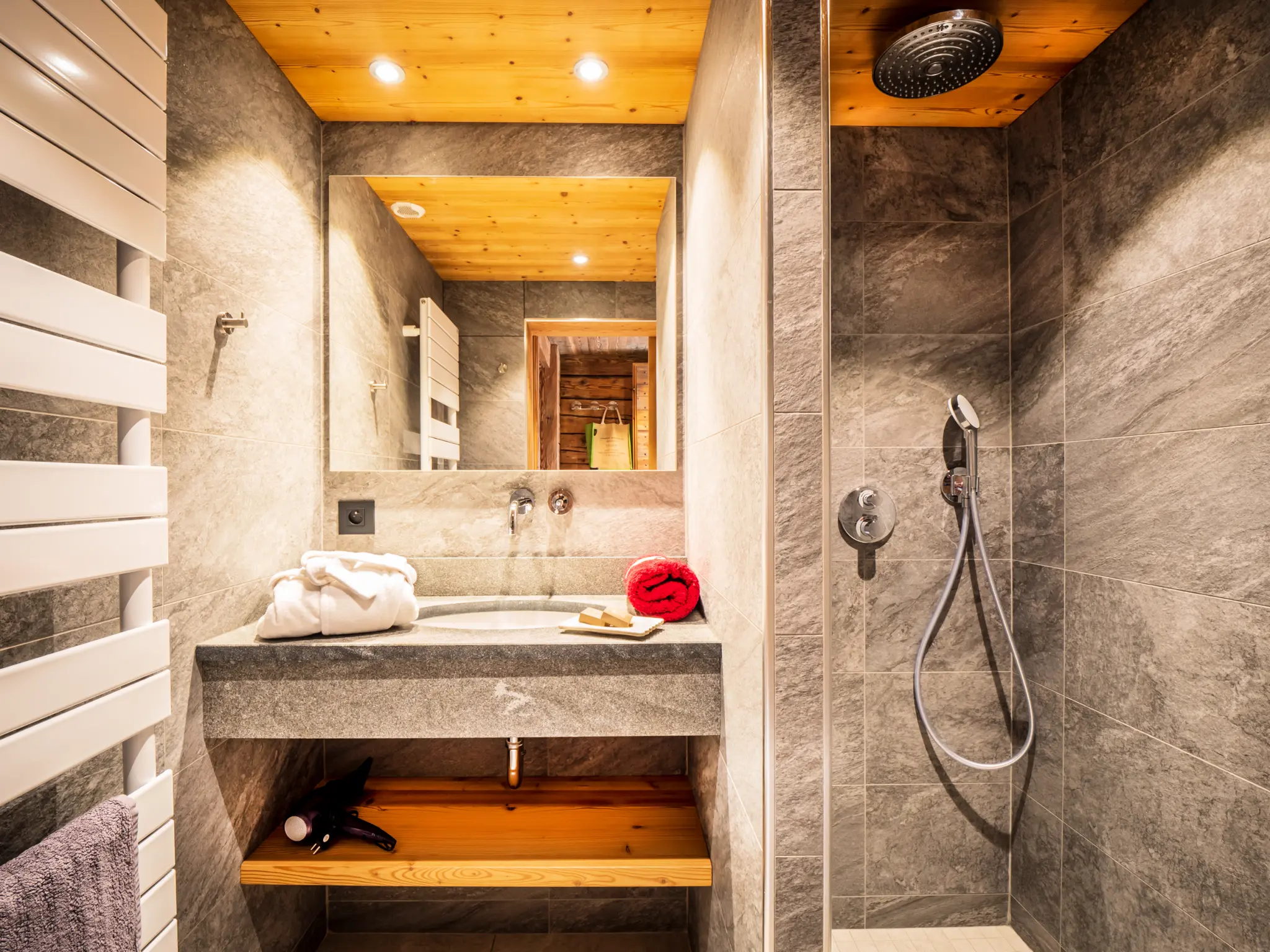 Solaret Residence - Perce Snow - 4
