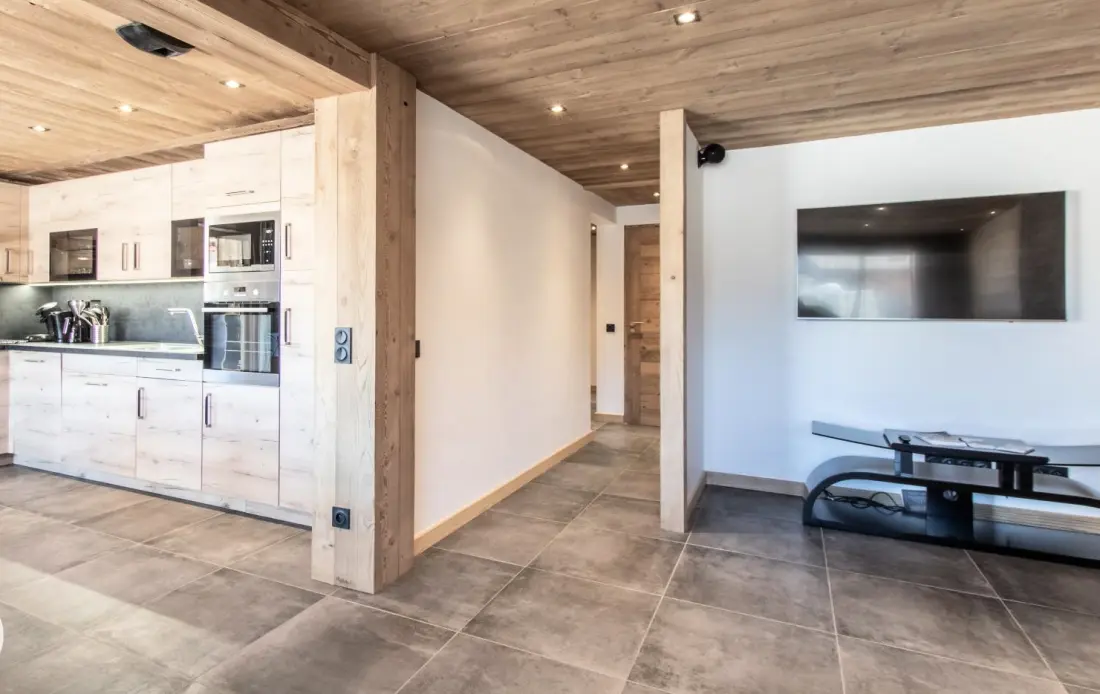 Sommard Residence #8