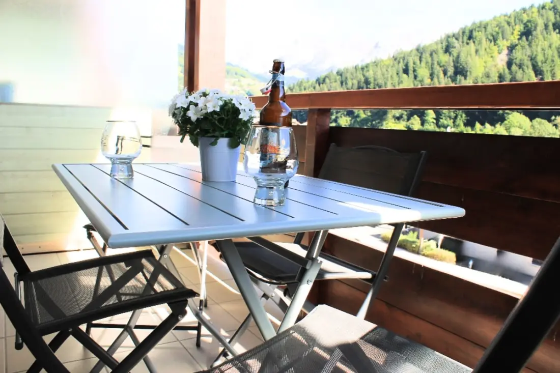 Charming Practical Studio Near Center Village