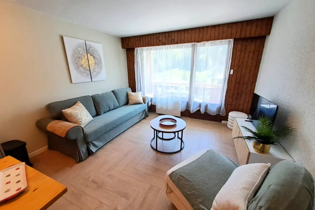 Charming Practical Studio Near Center Village