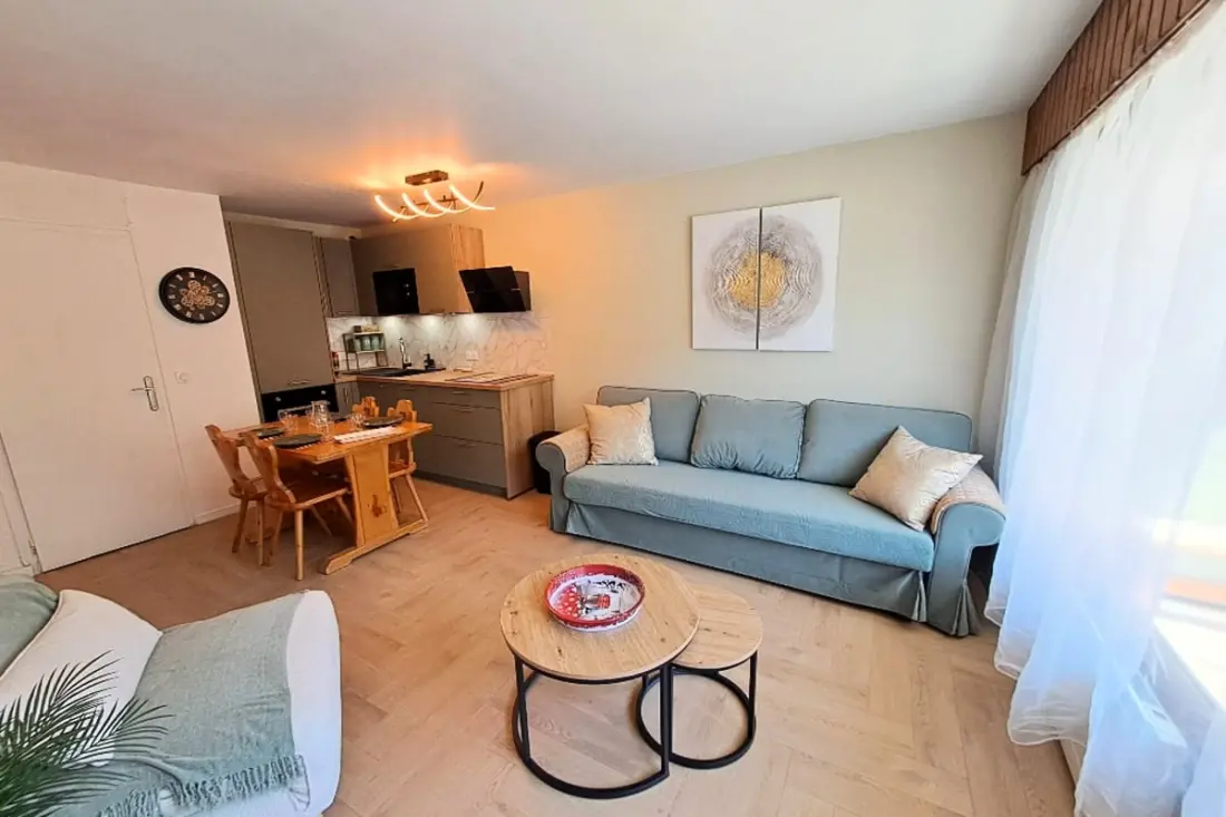 Charming Practical Studio Near Center Village