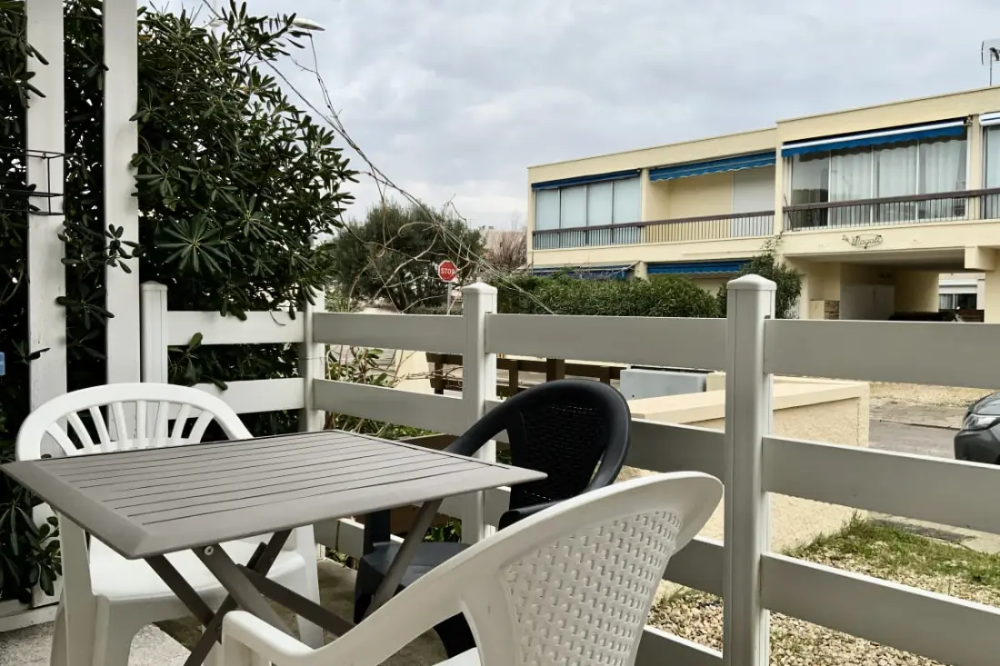 Apartman Les Yuccas T2 parkolóval Le Grau Du Roi