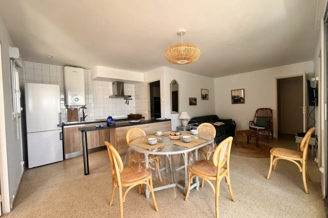 Residence Marine horgony - 2 hálószobás apartman parkolóval a strand közelében