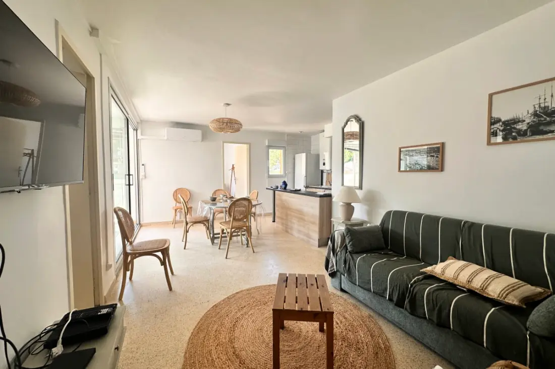 Residence Marine horgony - 2 hálószobás apartman parkolóval a strand közelében