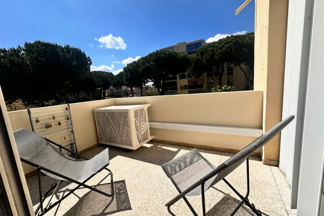 Residence Marine horgony - 2 hálószobás apartman parkolóval a strand közelében