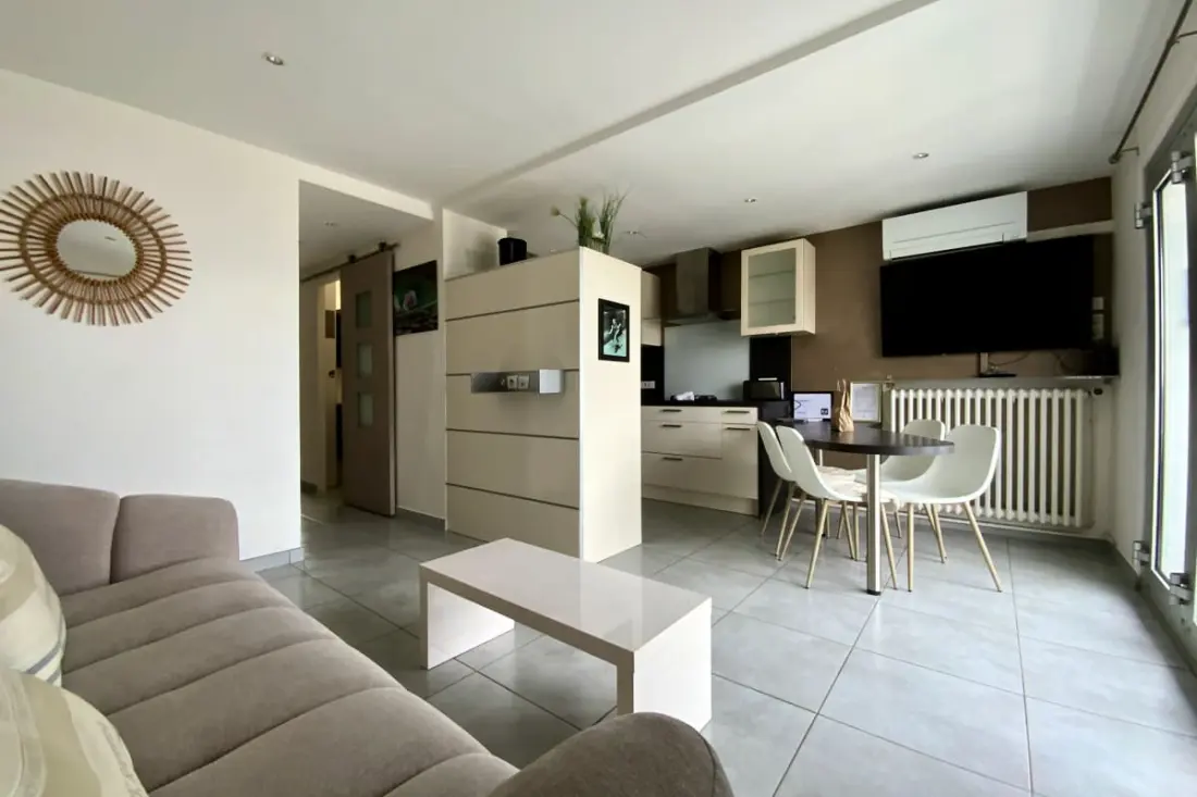 Residence Imperial 3 Superb 1 hálószoba Sea View Apartman